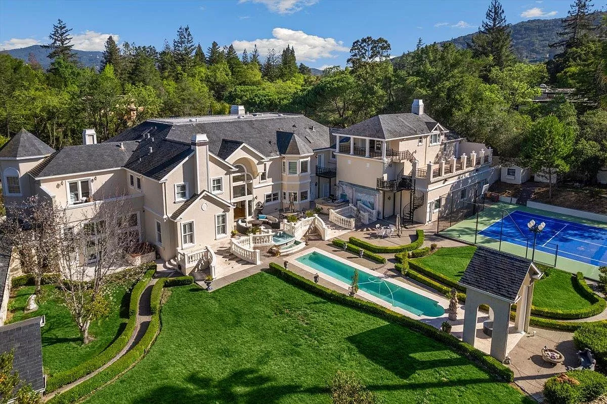 Monte Sereno Masterpiece: An Exquisite Estate of Luxury in Silicon Valley