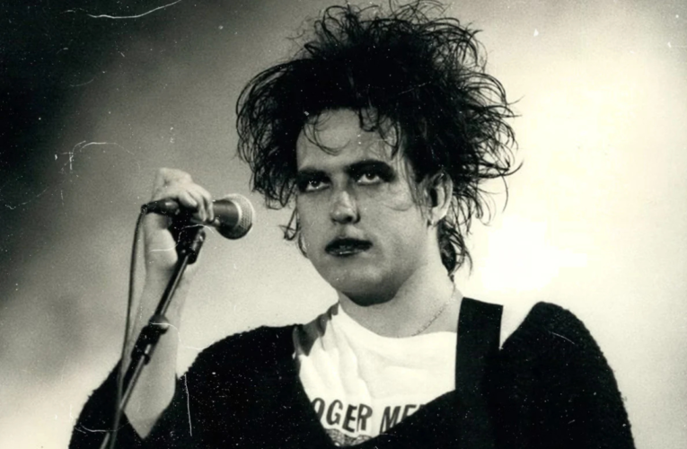 According to Robert Smith, the album “I was really disenchanted” was the one that prevented him from leaving The Cure